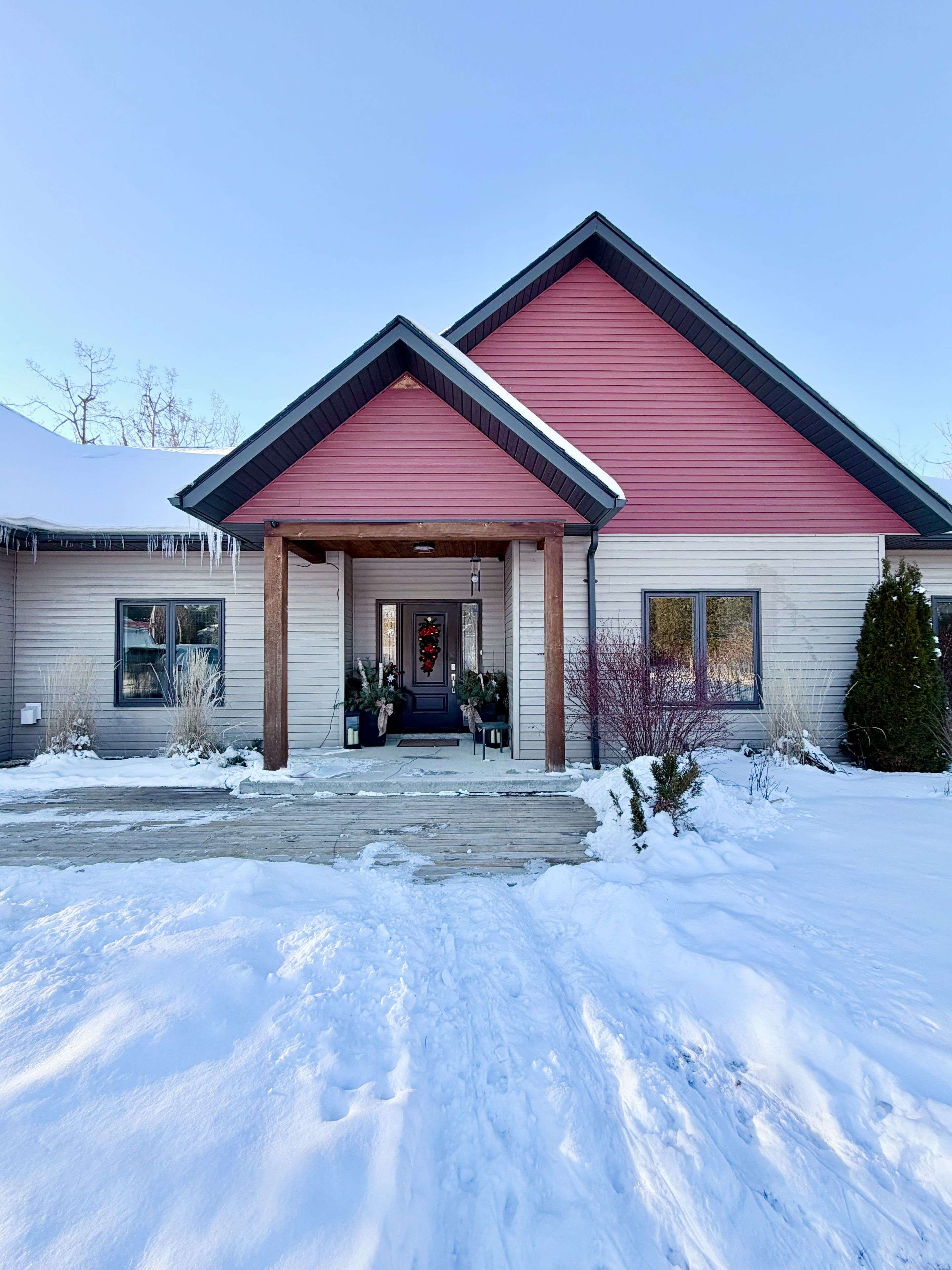Kawartha Lakes, ON K0L 2W0,45 Kenedon DR