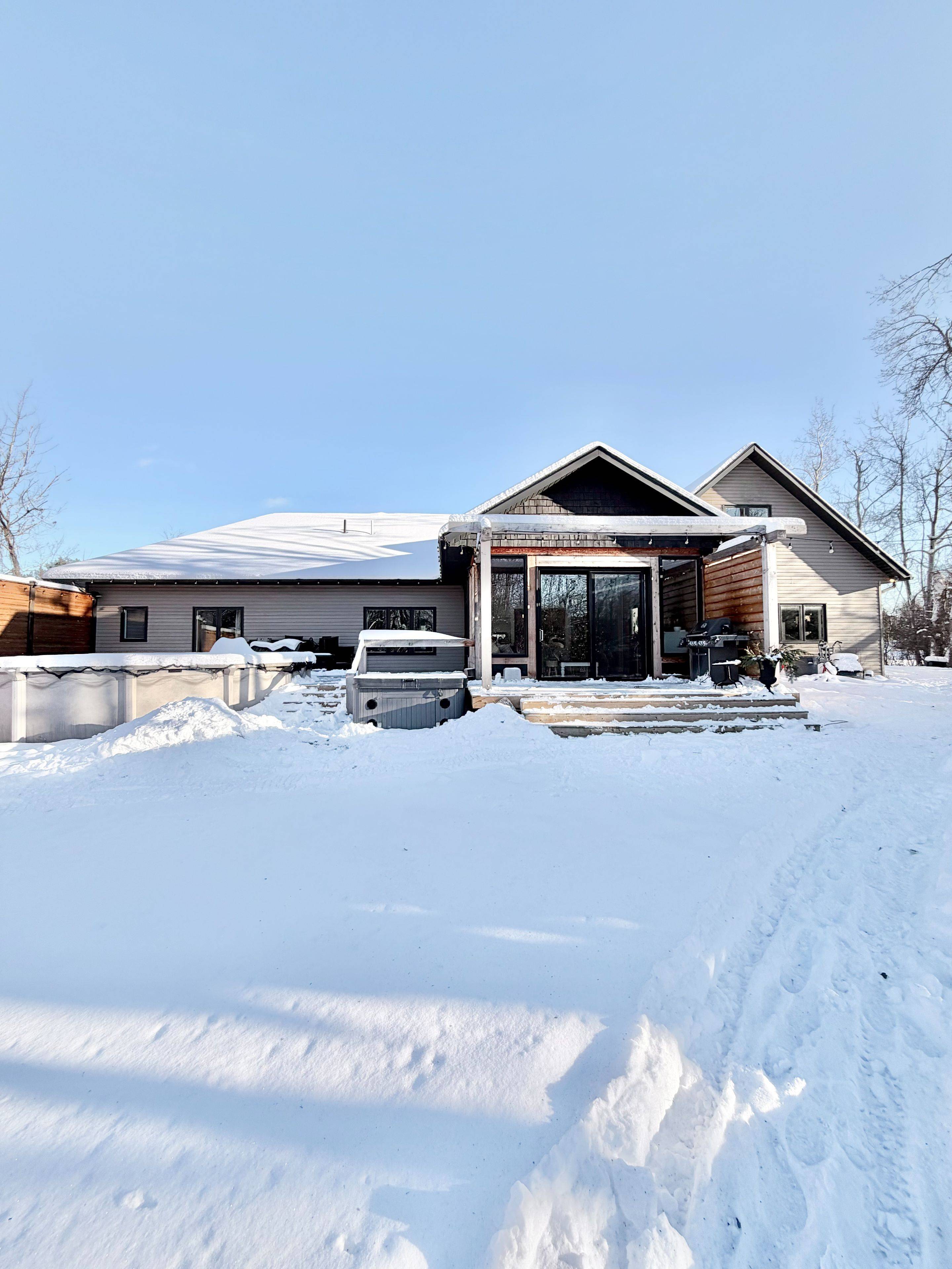 Kawartha Lakes, ON K0L 2W0,45 Kenedon DR