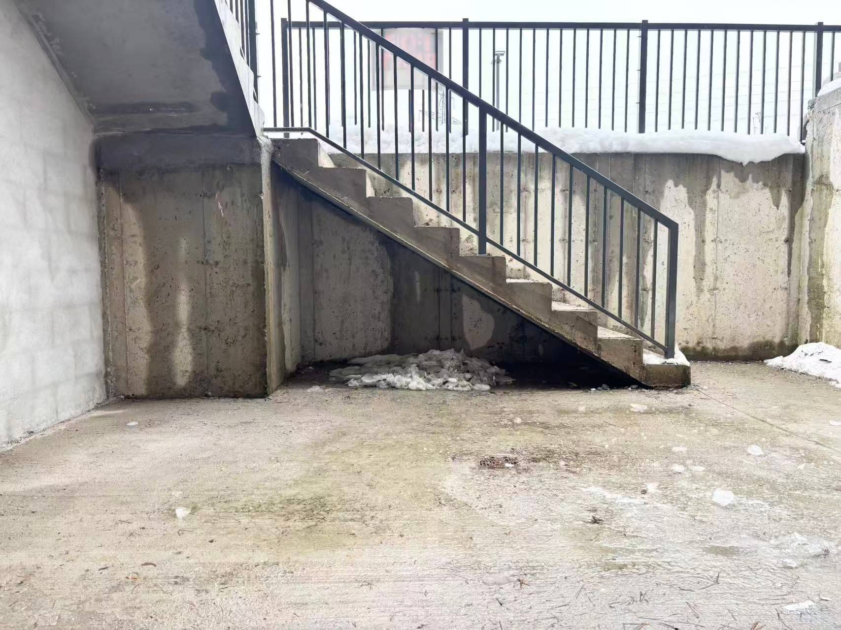 Cambridge, ON N3C 0G8,370 Fisher Mills RD #8