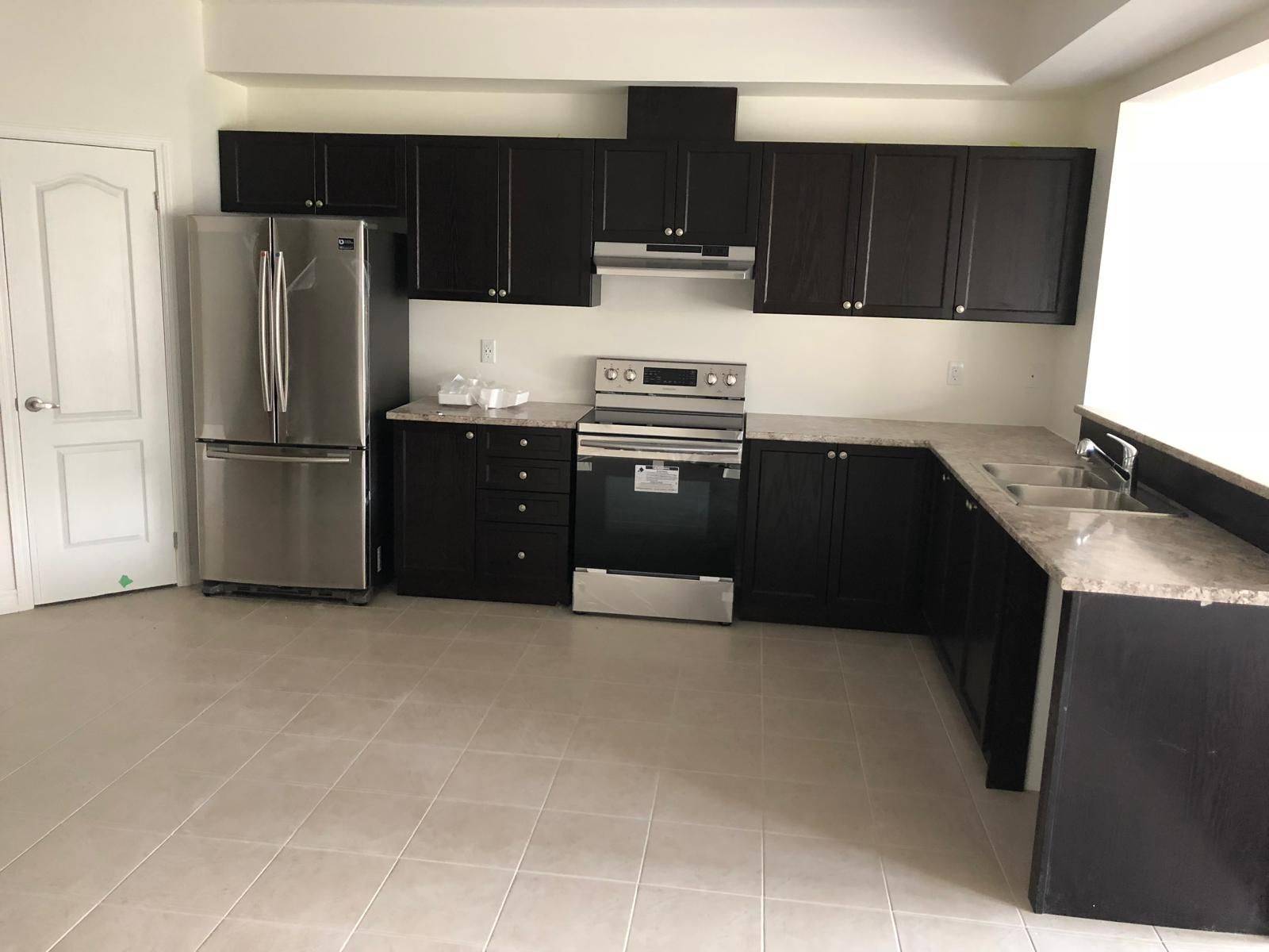 Hamilton, ON L8J 0L1,41 Bradbury RD