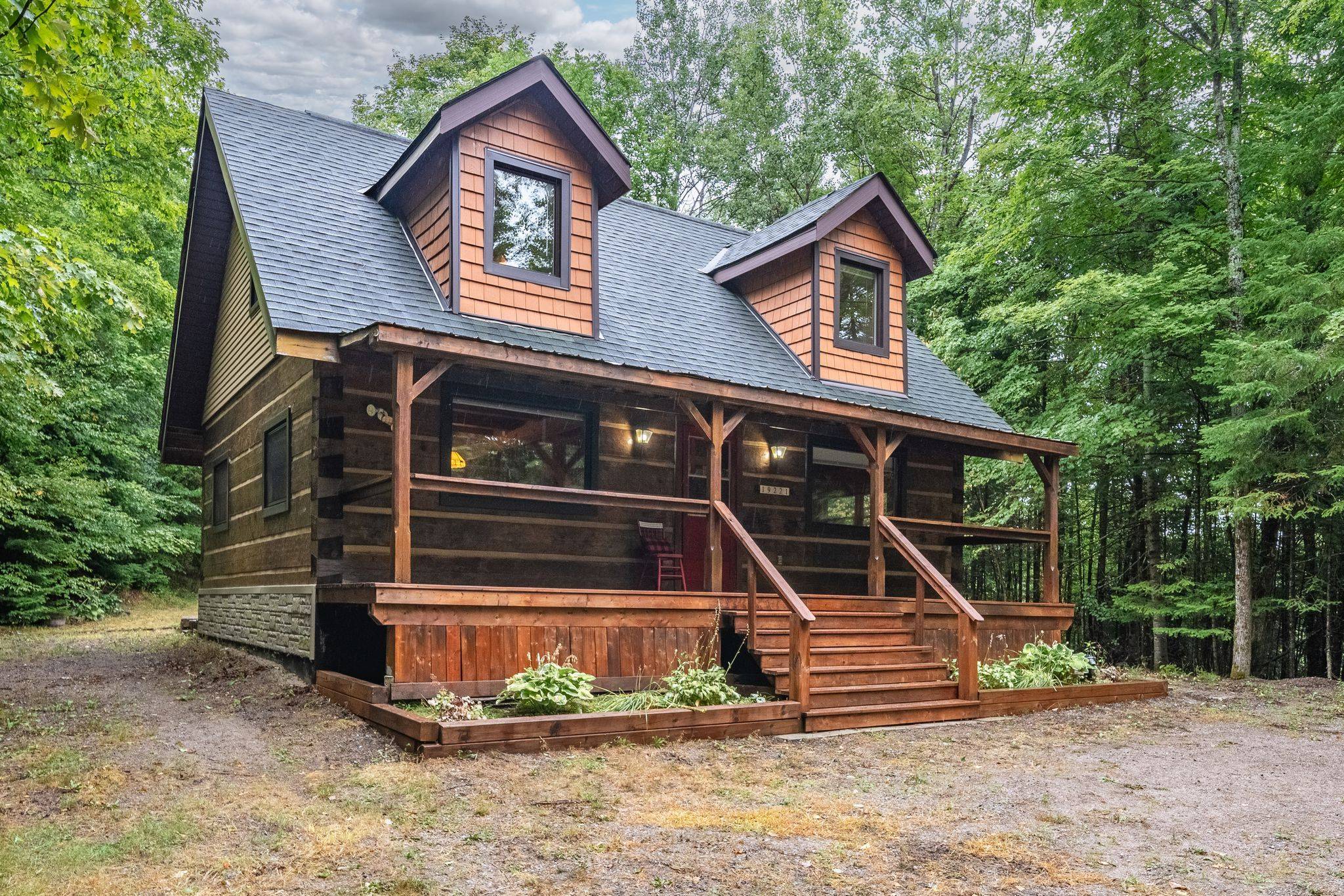 Highlands East, ON K0M 1S0,19221 Highway 118 N/A