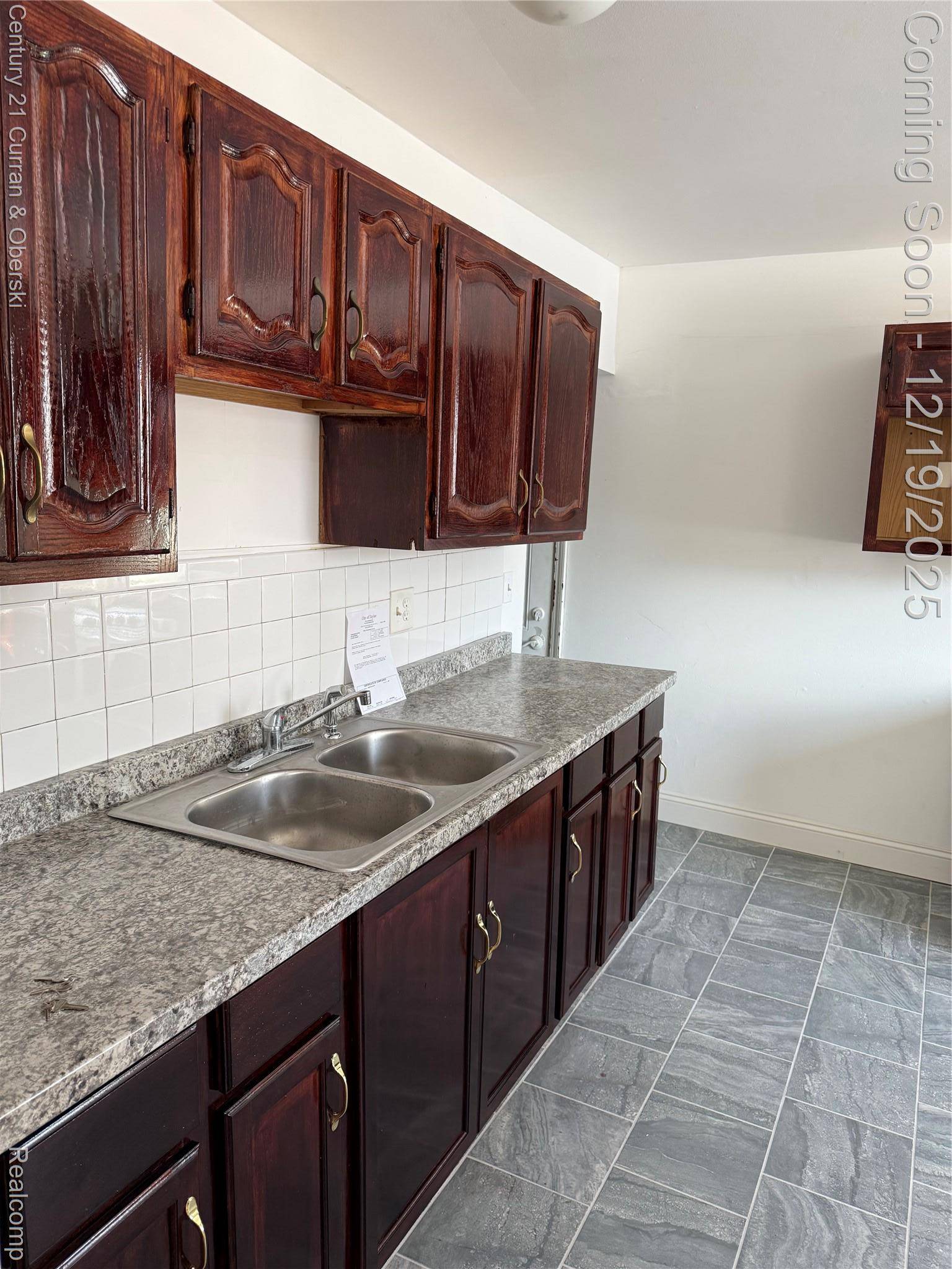 Taylor, MI 48180,13428 Fellrath ST