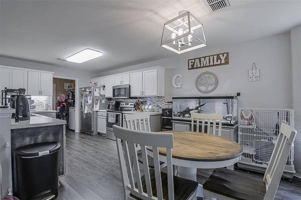 Waxahachie, TX 75165,1575 Sandhurst Drive