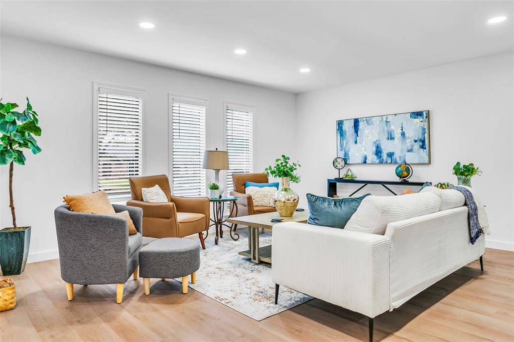 Carrollton, TX 75007,3121 Furneaux Lane