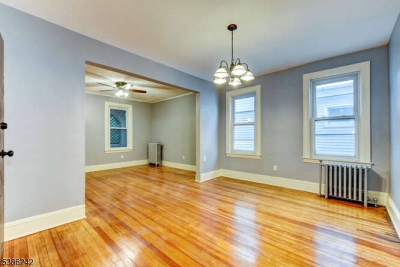 East Orange City, NJ 07018,56 Sunnyside Ter #2