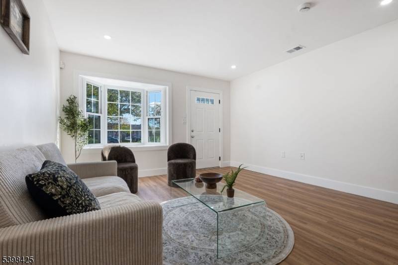 Newark City, NJ 07103,94 Irvine Turner Blvd