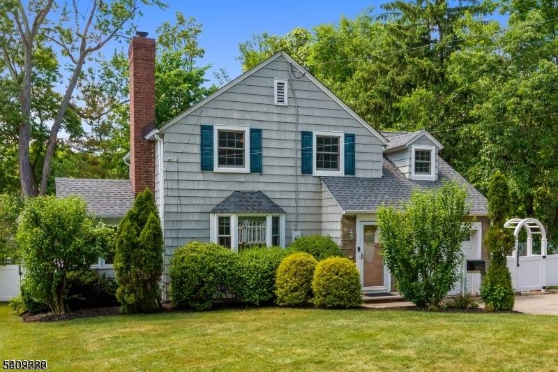 Livingston Twp., NJ 07039,328 E Cedar St