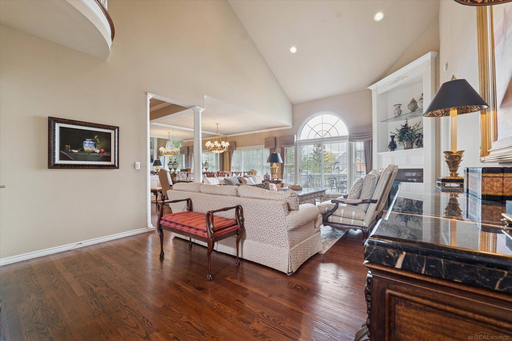 Oakland Twp, MI 48306,2794 Castlemartin CT