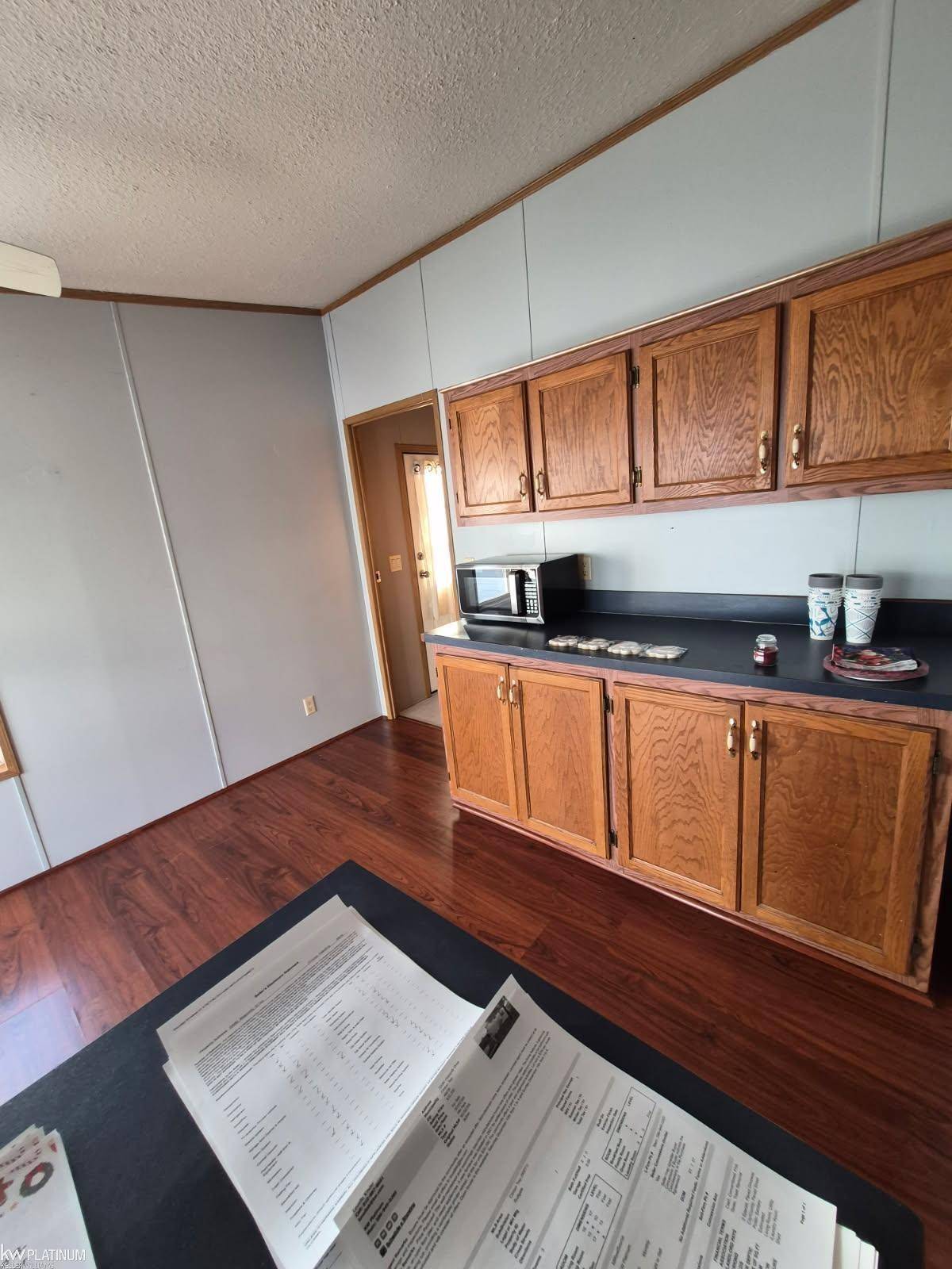 20080 rhapsody DR, Clinton Twp, MI 48036