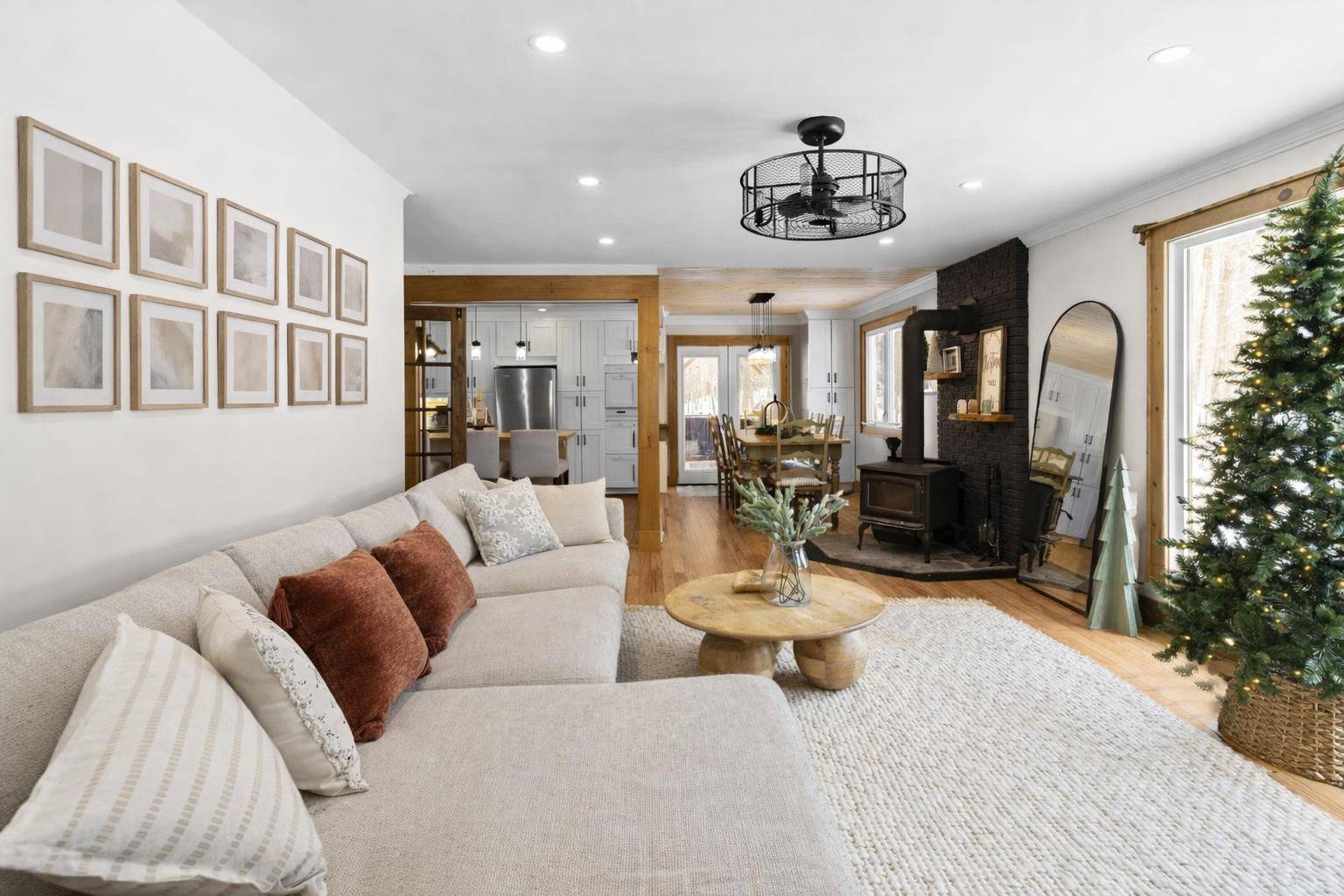 Muskoka Lakes, ON P0C 1M0,4478 Southwood RD