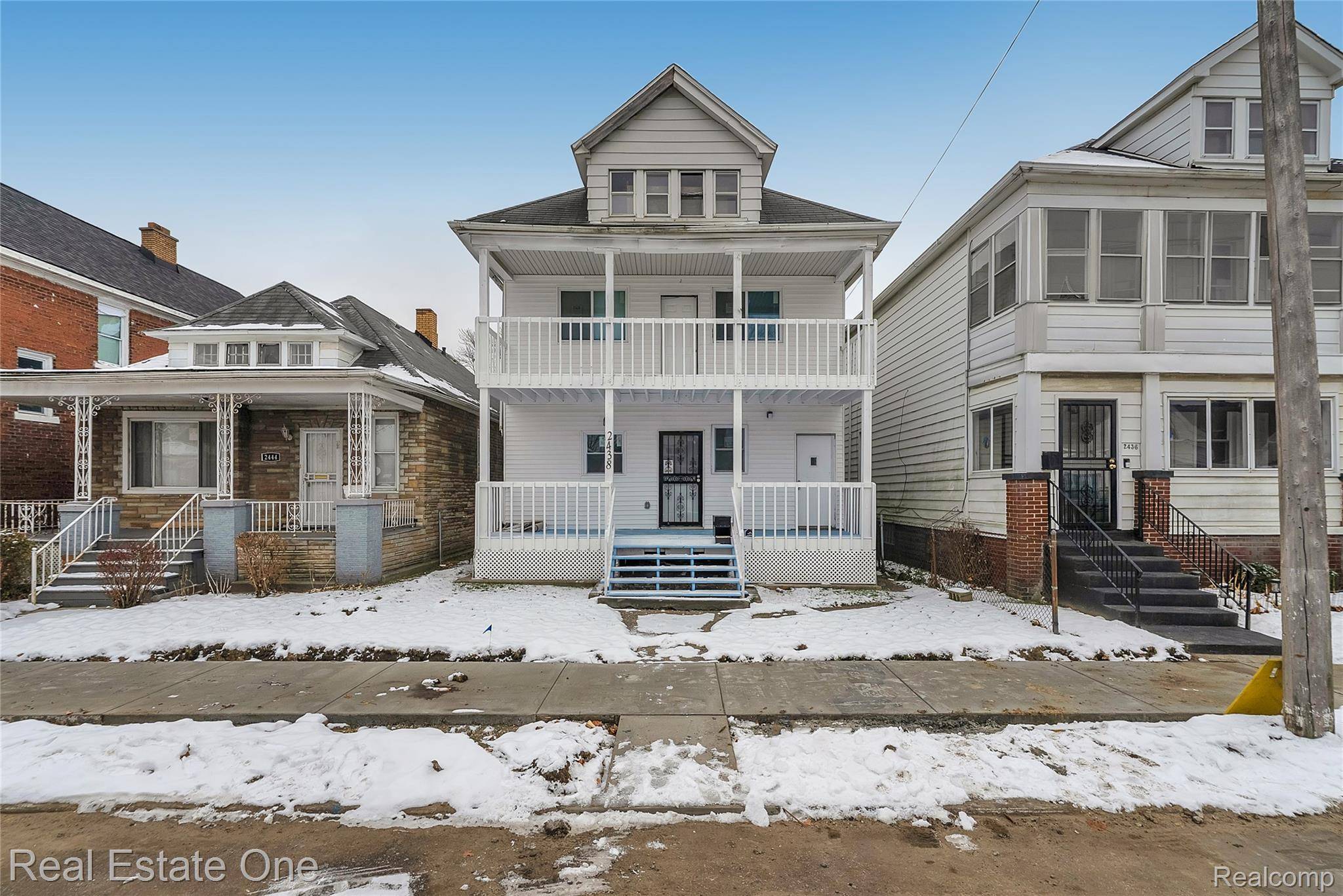 Detroit, MI 48212,2438 Burnside ST