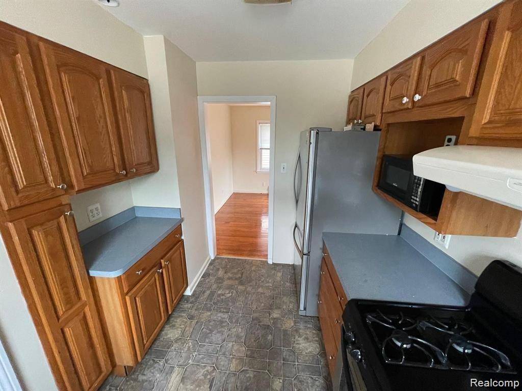 Royal Oak, MI 48067,1518 E LINCOLN AVE