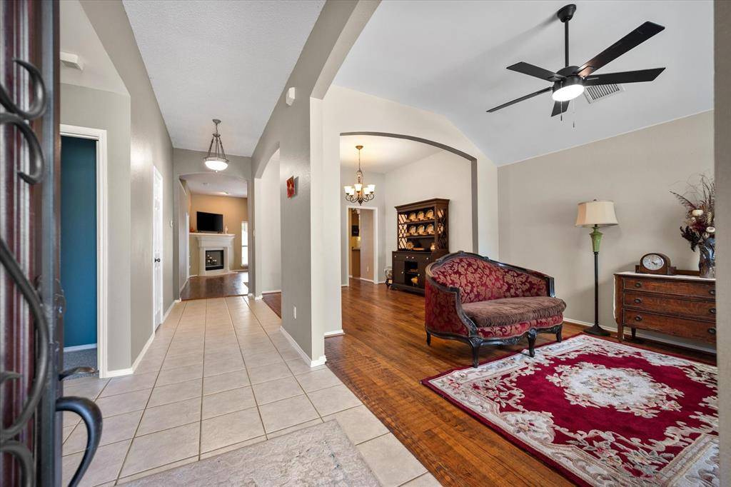 Arlington, TX 76016,3806 Ivywood Court