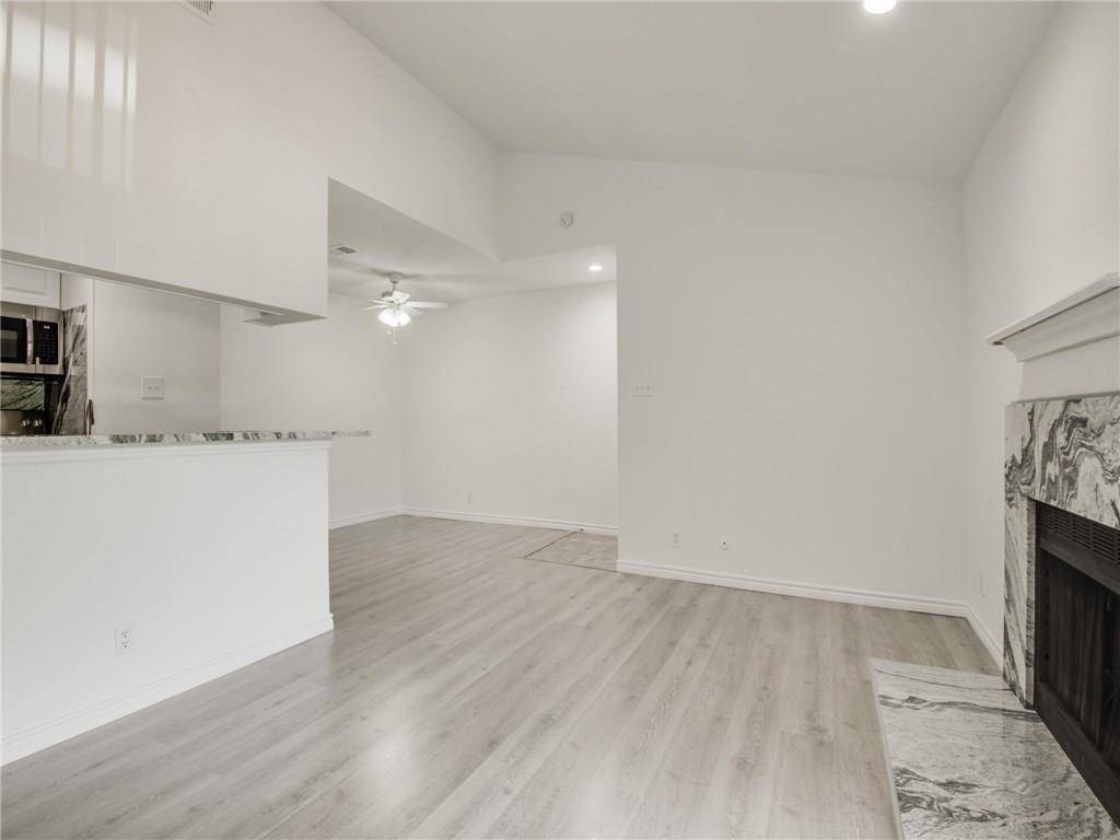 Arlington, TX 76011,1200 Calico Lane #821