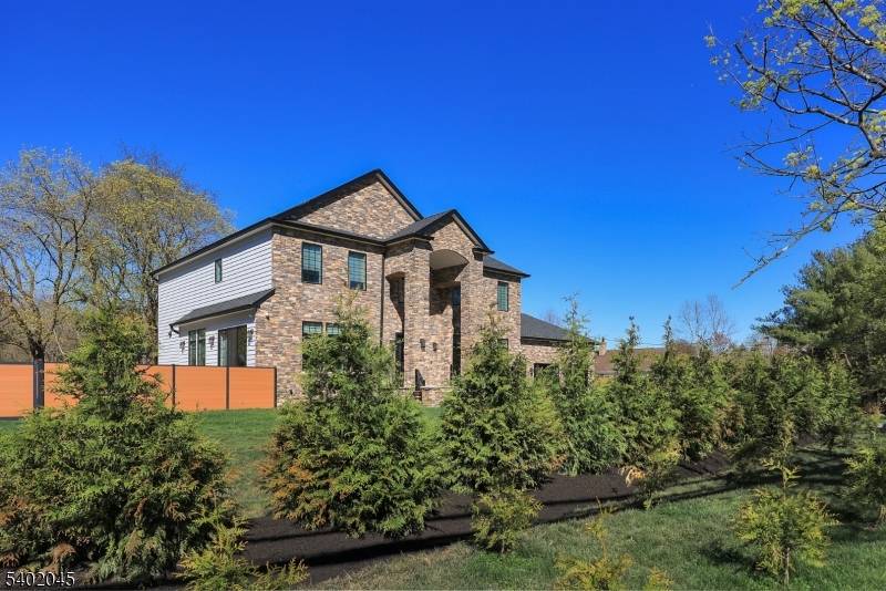 Bernards Twp., NJ 07920,333 Mount Airy Rd