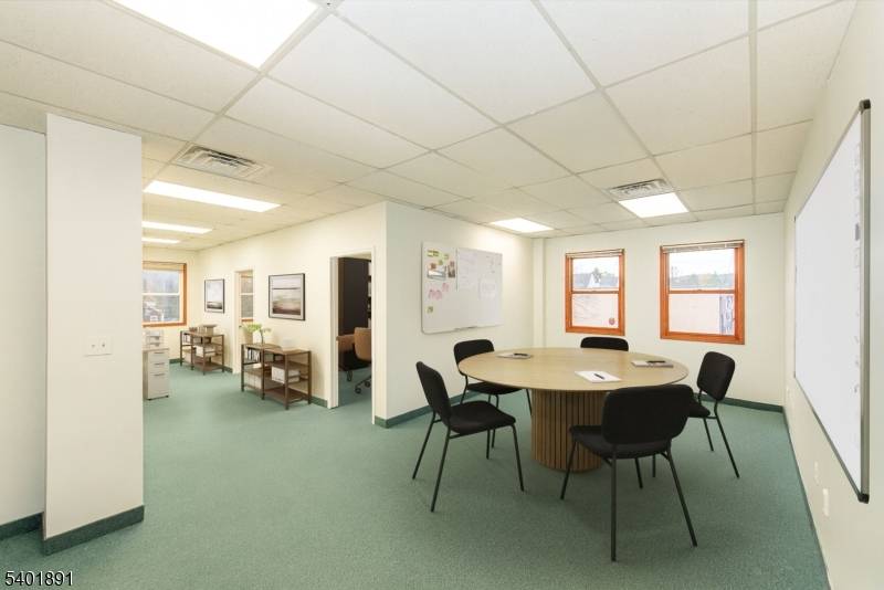 Washington Twp., NJ 07853,59 E Mill Rd