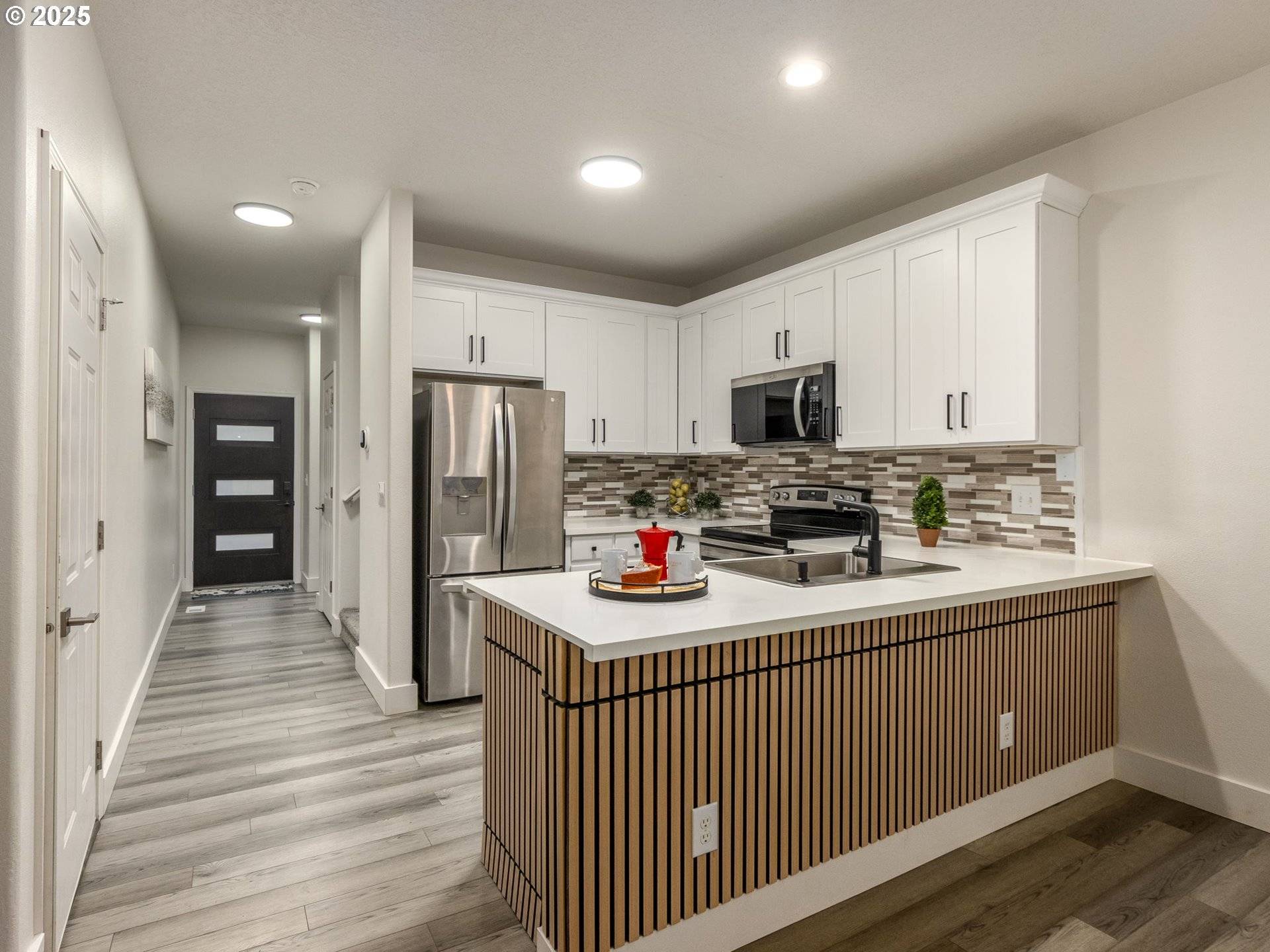 Beaverton, OR 97003,18067 SW NIKS DR