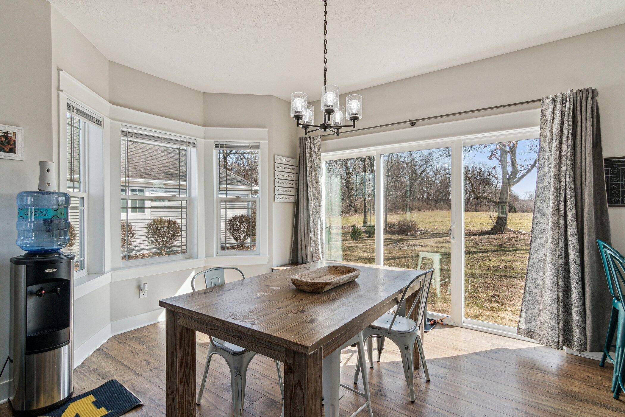 Spring Arbor, MI 49283,68 Dickens ST