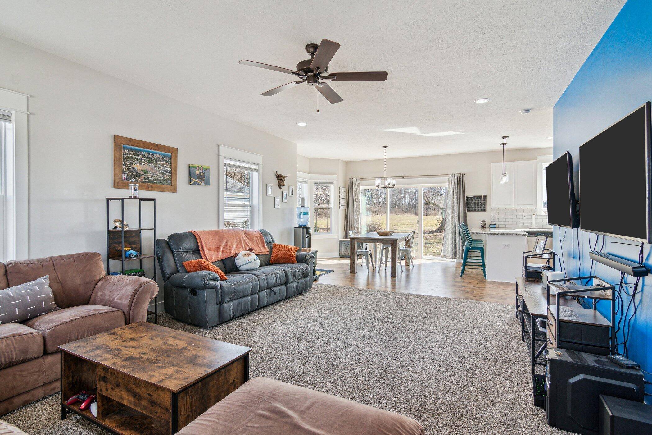 Spring Arbor, MI 49283,68 Dickens ST