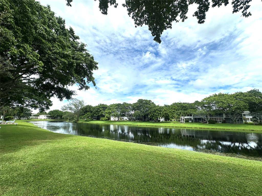 Deerfield Beach, FL 33442,53 Tilford C #53