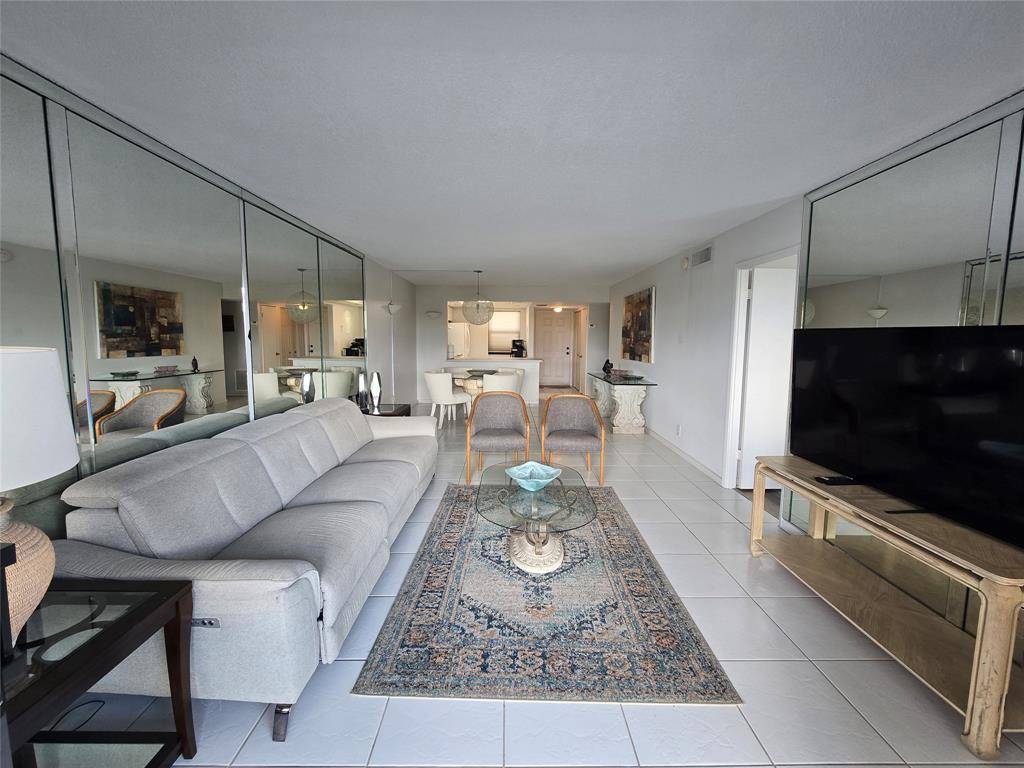 Pompano Beach, FL 33062,1401 N Riverside Dr #705