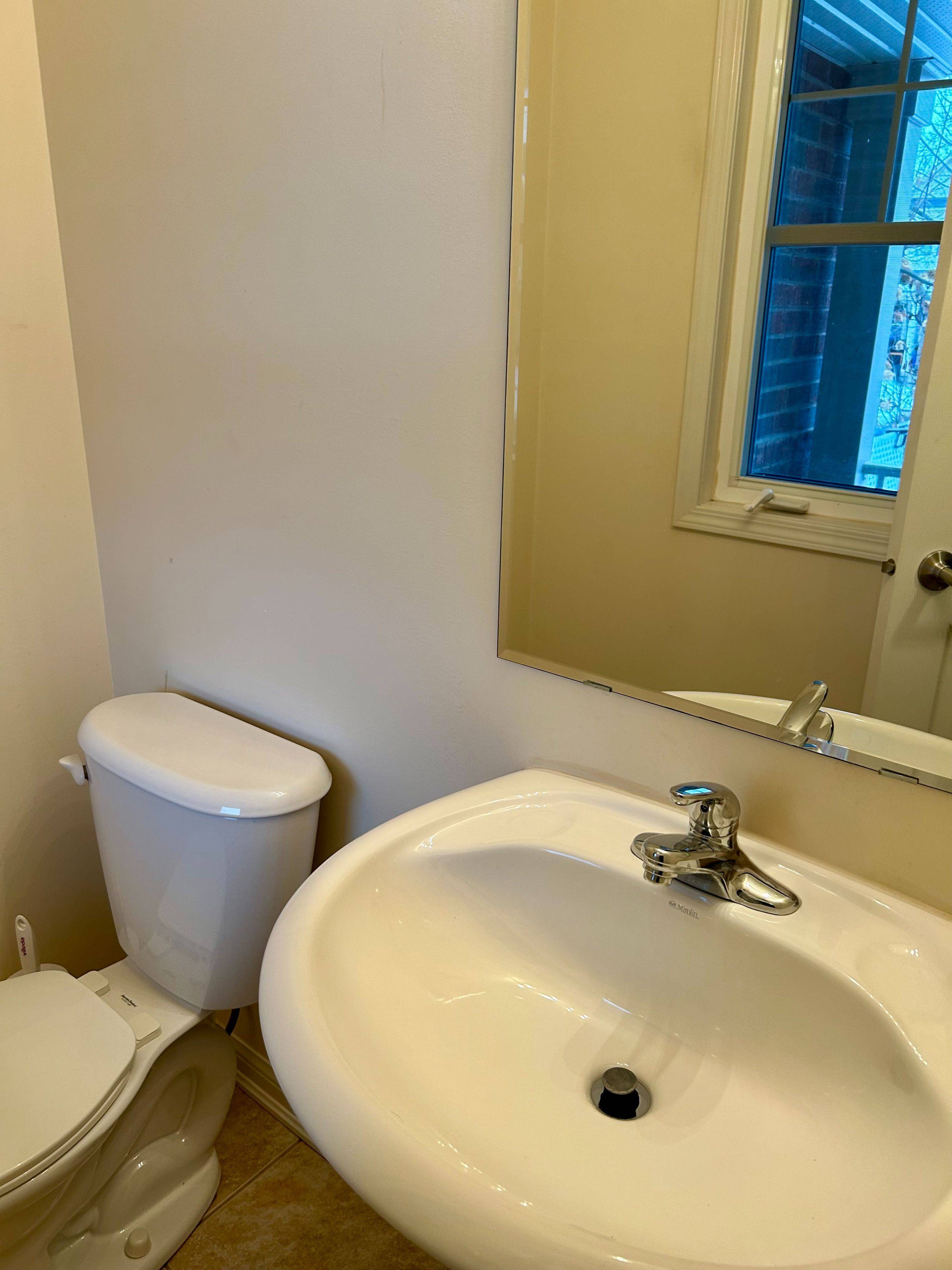 New Tecumseth, ON L9R 0E6,20 Steele ST