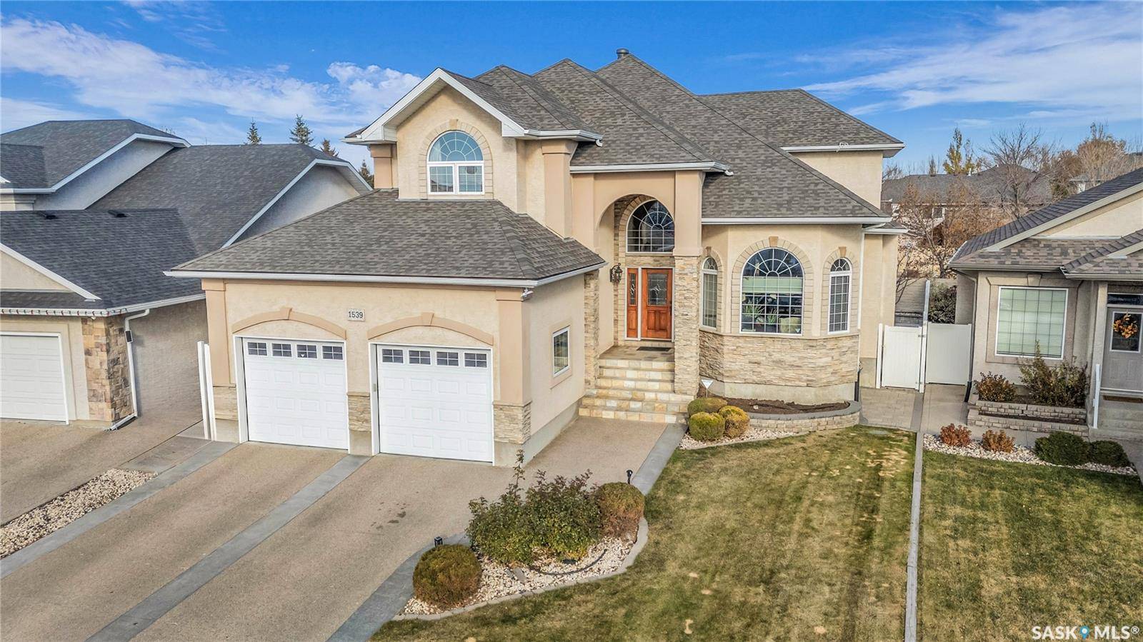 Regina, SK S4X 4L5,1539 Lakeridge DRIVE N