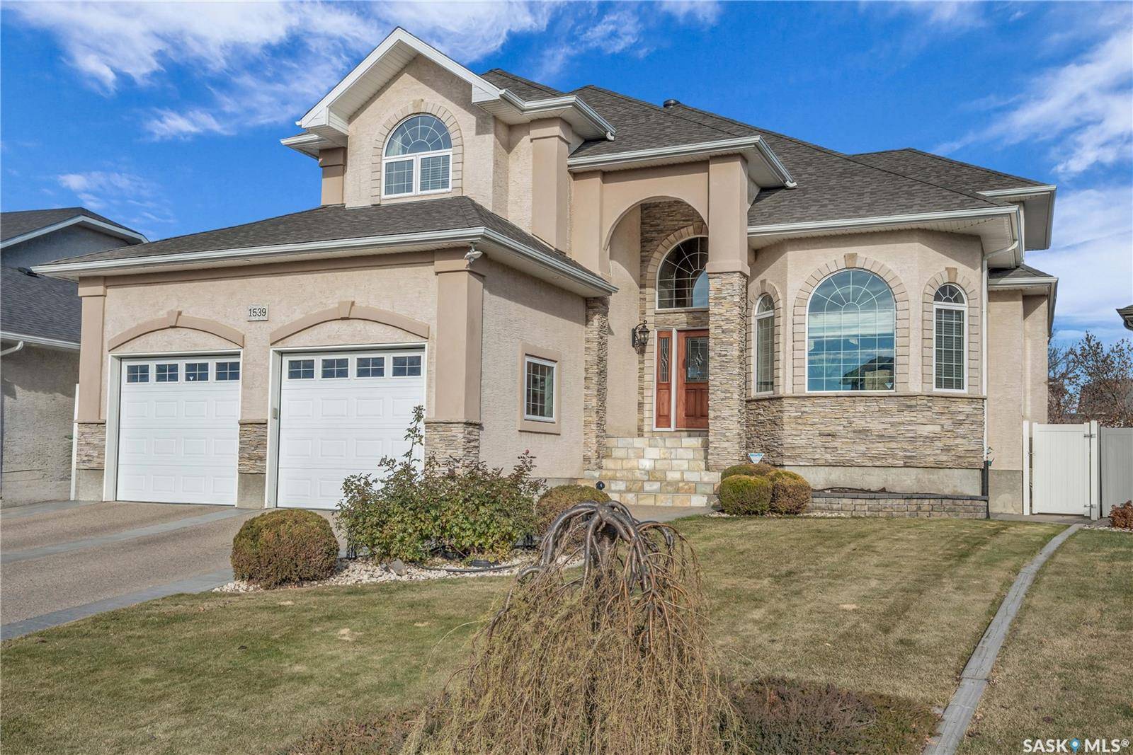 Regina, SK S4X 4L5,1539 Lakeridge DRIVE N