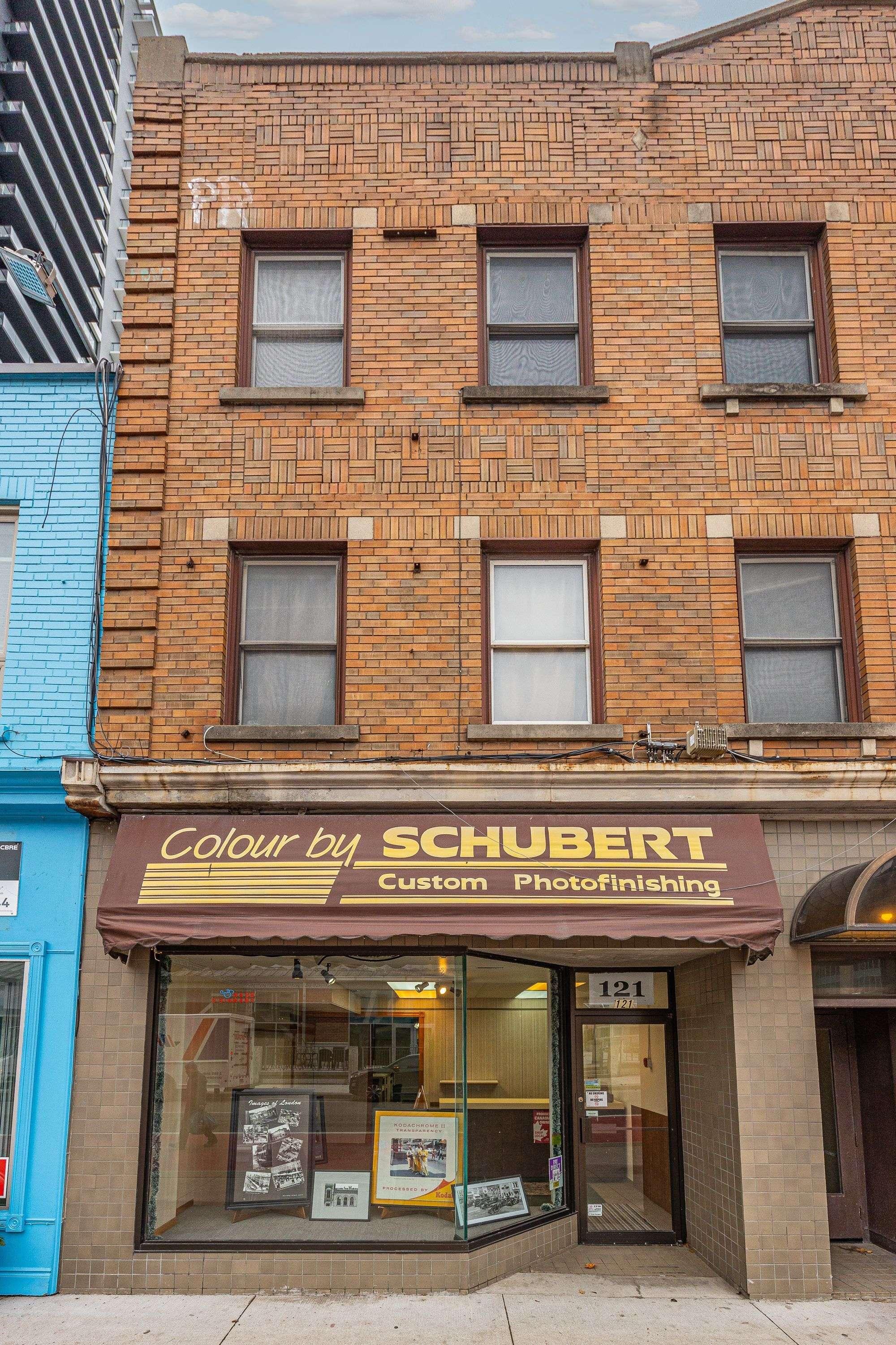 London East, ON N6A 1C3,121 King ST