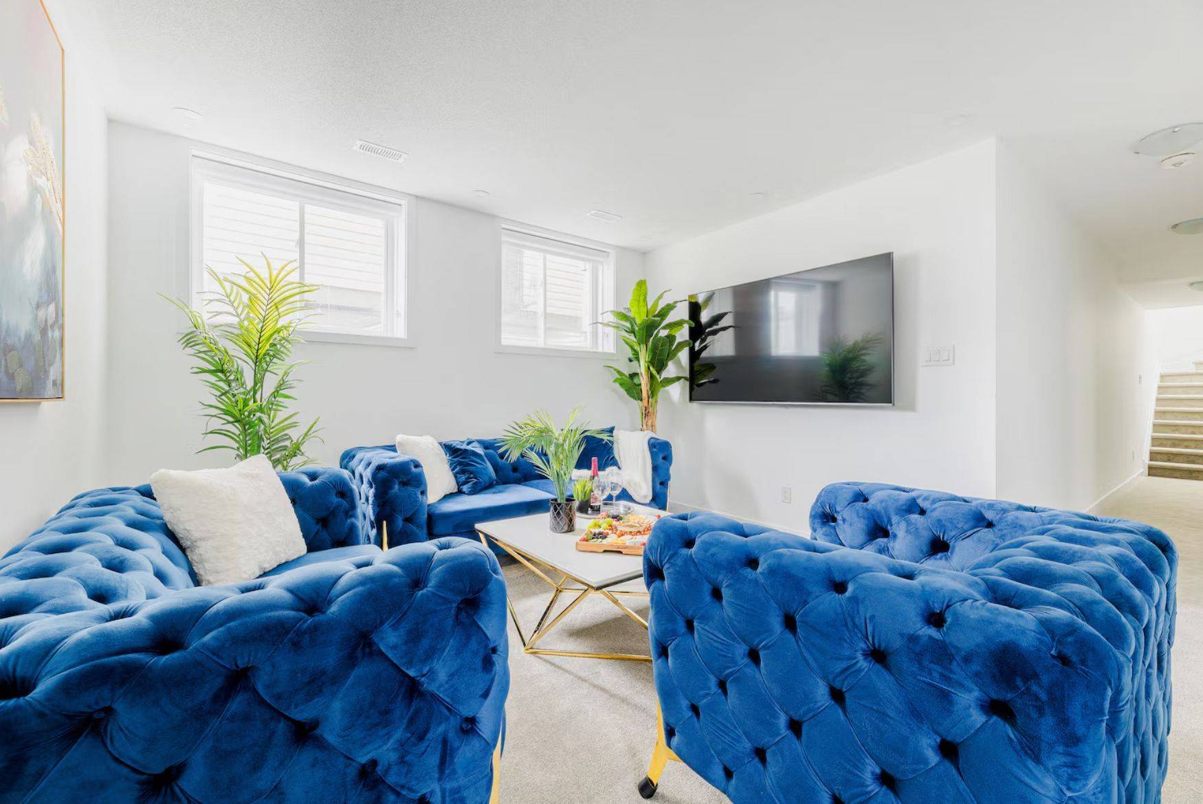 Blossom Park - Airport And Area, ON K1X 0J3,38 Dun Skipper DR #B