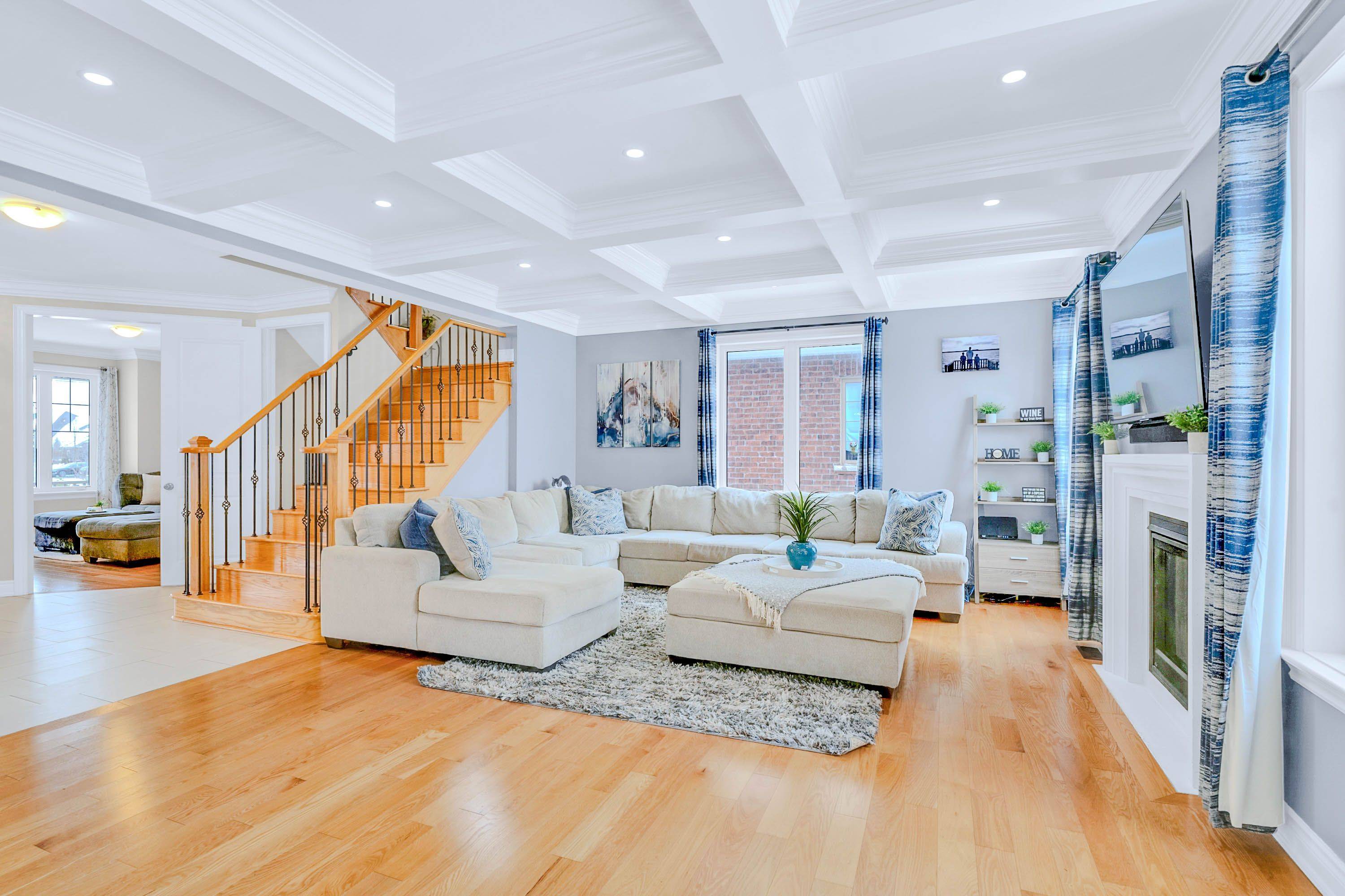 Mono, ON L0W 2Z2,20 Anderson AVE