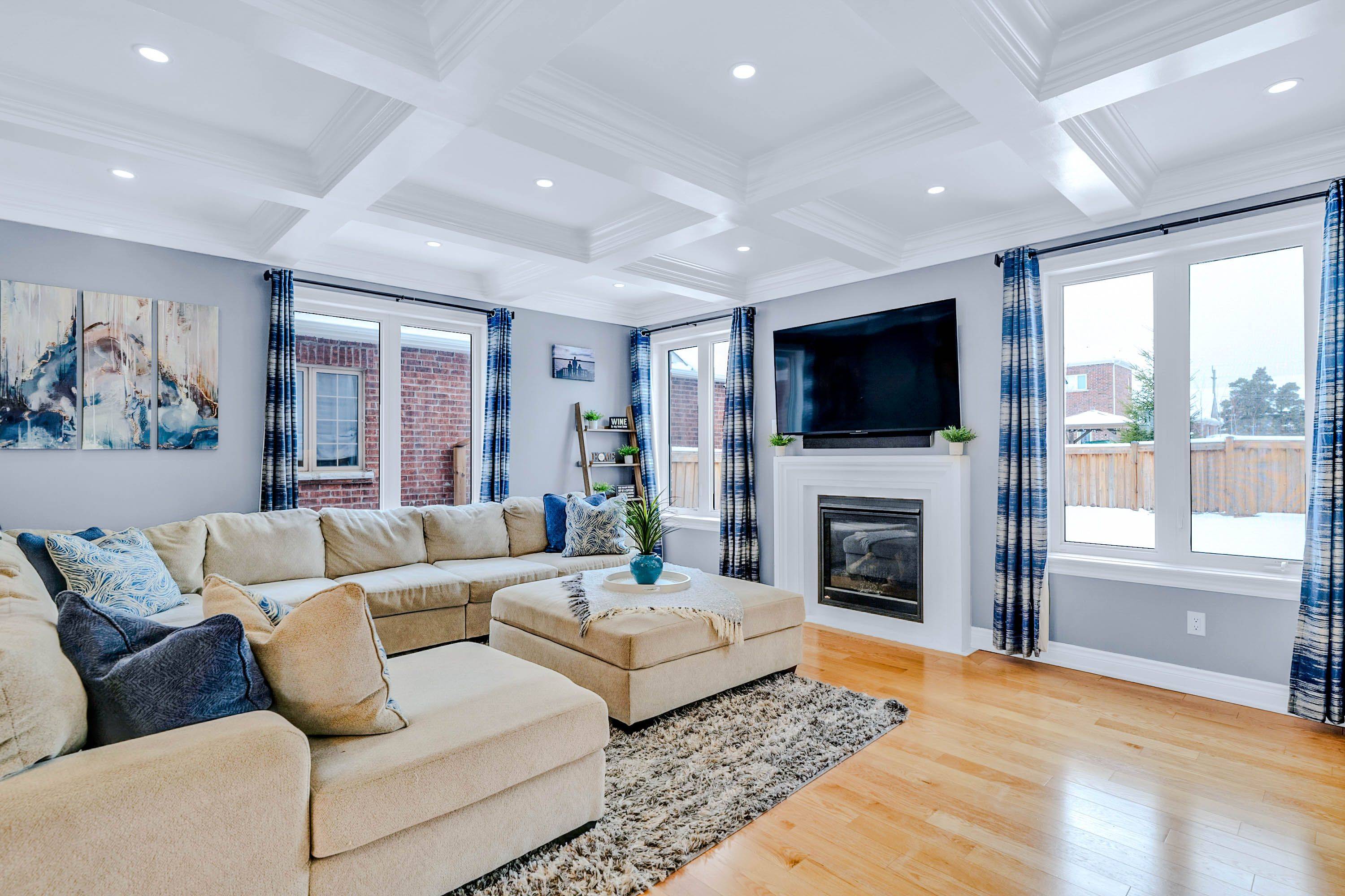 Mono, ON L0W 2Z2,20 Anderson AVE