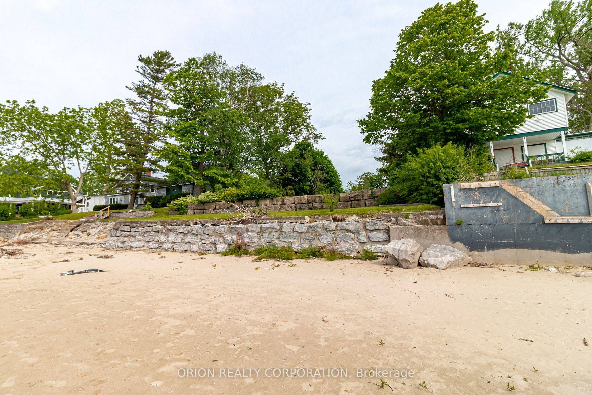 Fort Erie, ON L2A 5W5,1395 Kam RD