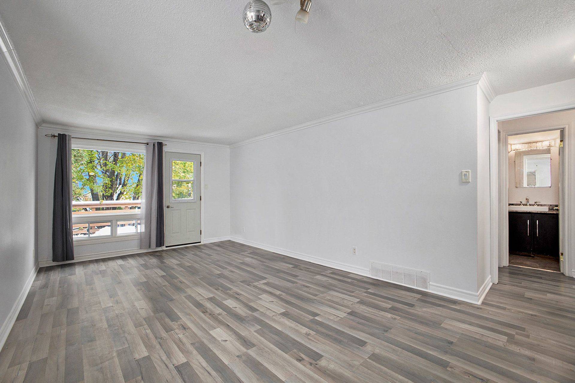 Kanata, ON K2L 1T3,159 Castlefrank RD