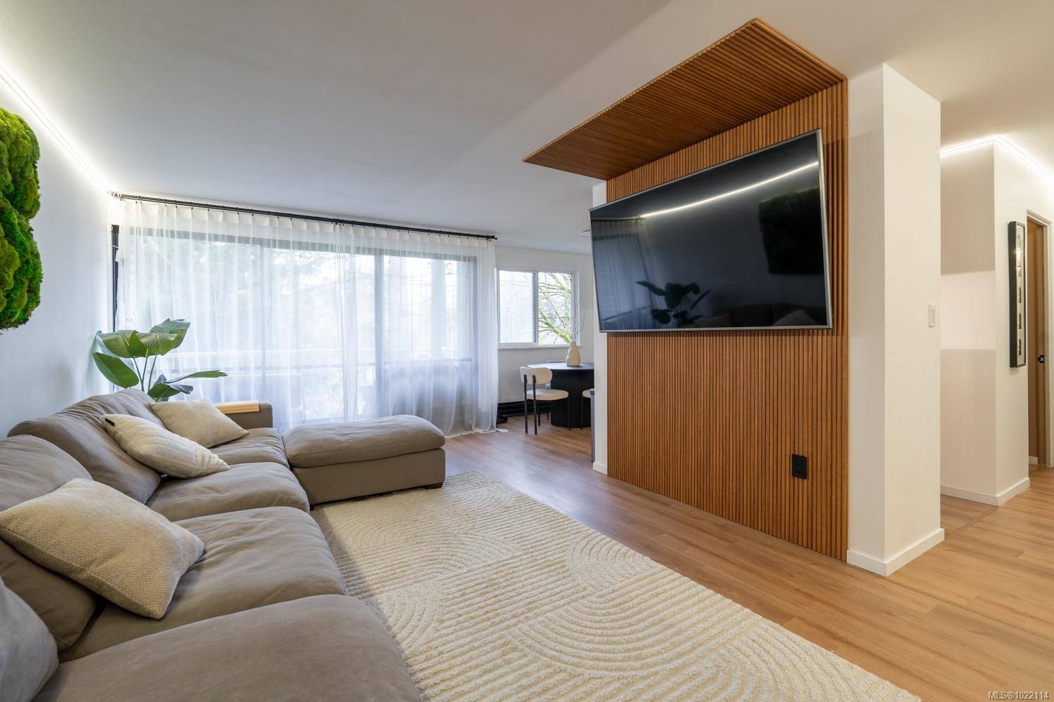 Nanaimo, BC V9R 2A4,1007 Bowen Rd #2203