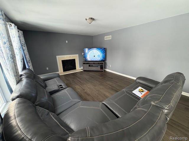 Macomb, MI 48042,52658 Delena DR