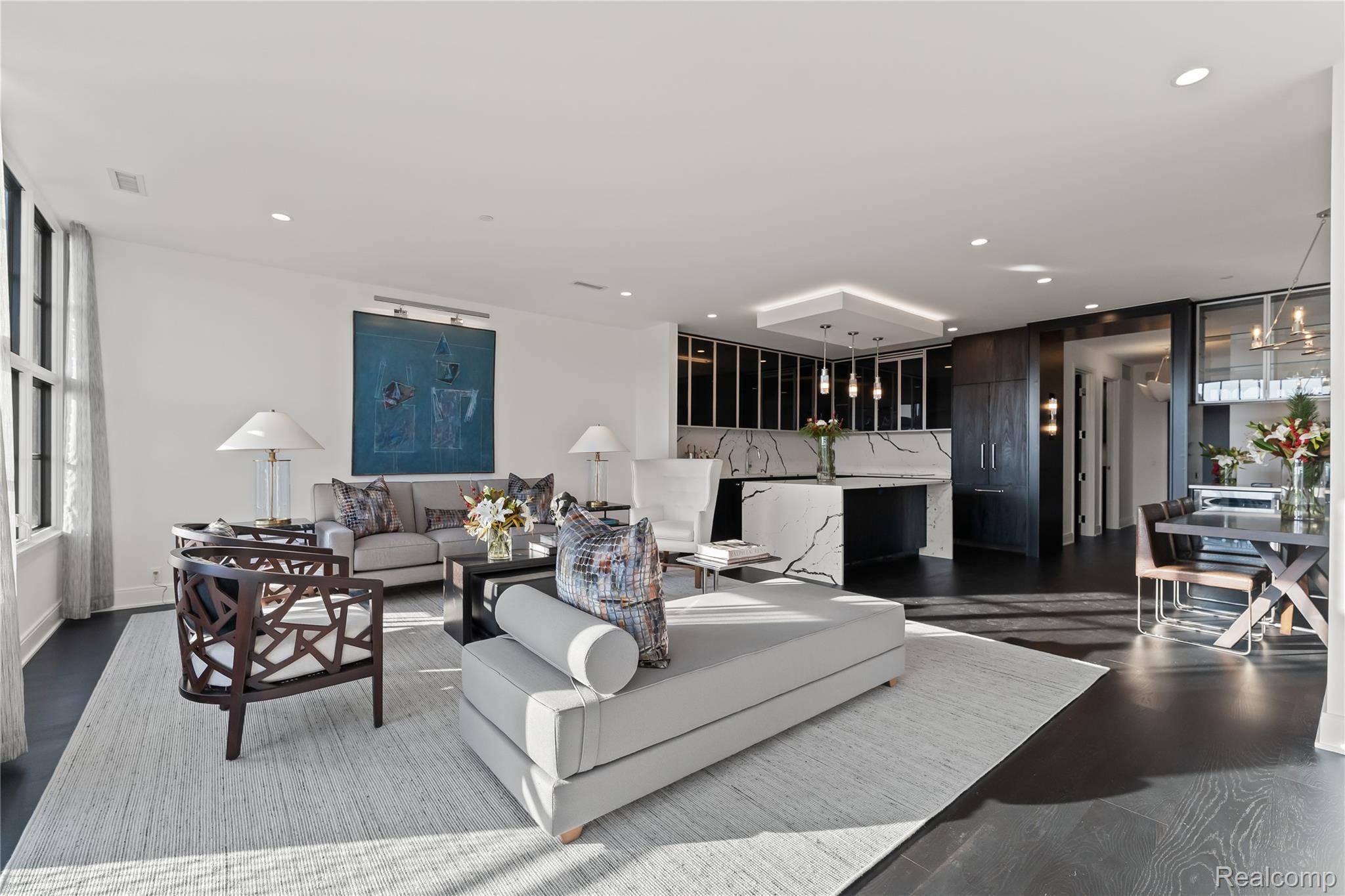 Birmingham, MI 48009,2051 VILLA RD #304