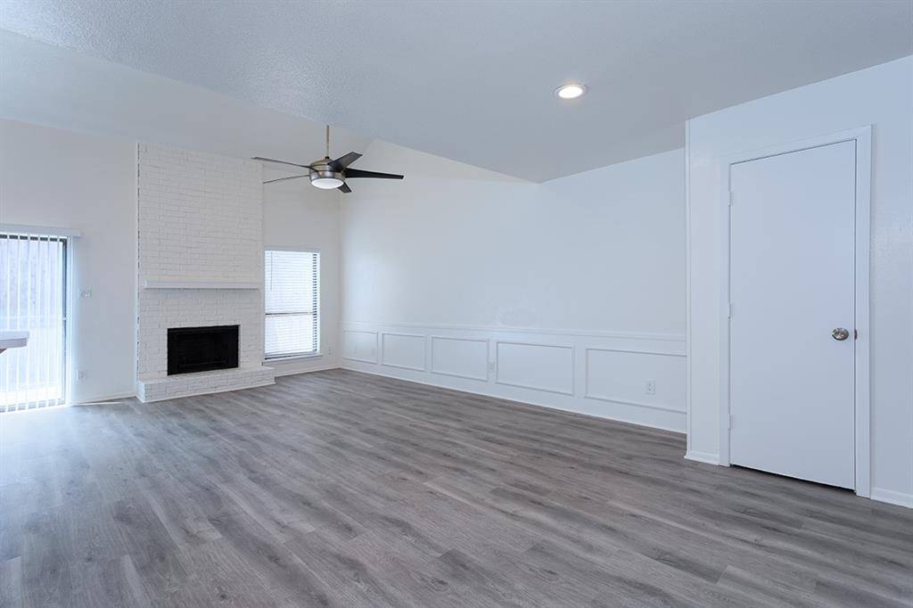 Dallas, TX 75231,7450 Holly Hill Drive #105