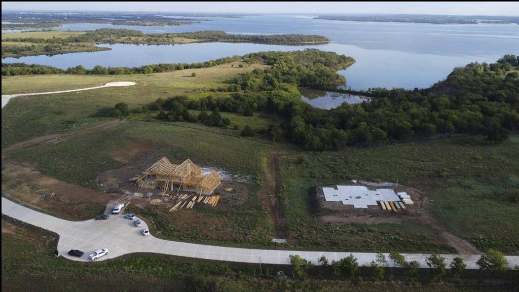 Sanger, TX 76266,921 Waters Edge Drive