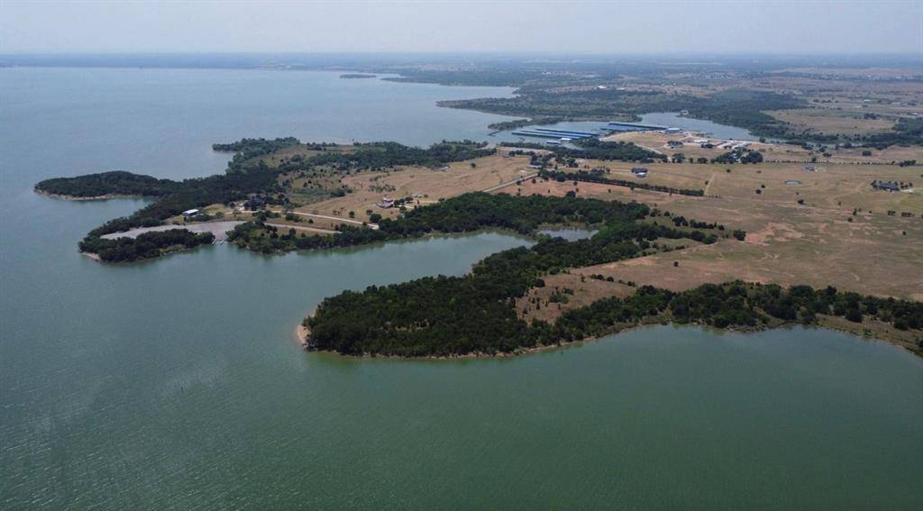 Sanger, TX 76266,921 Waters Edge Drive