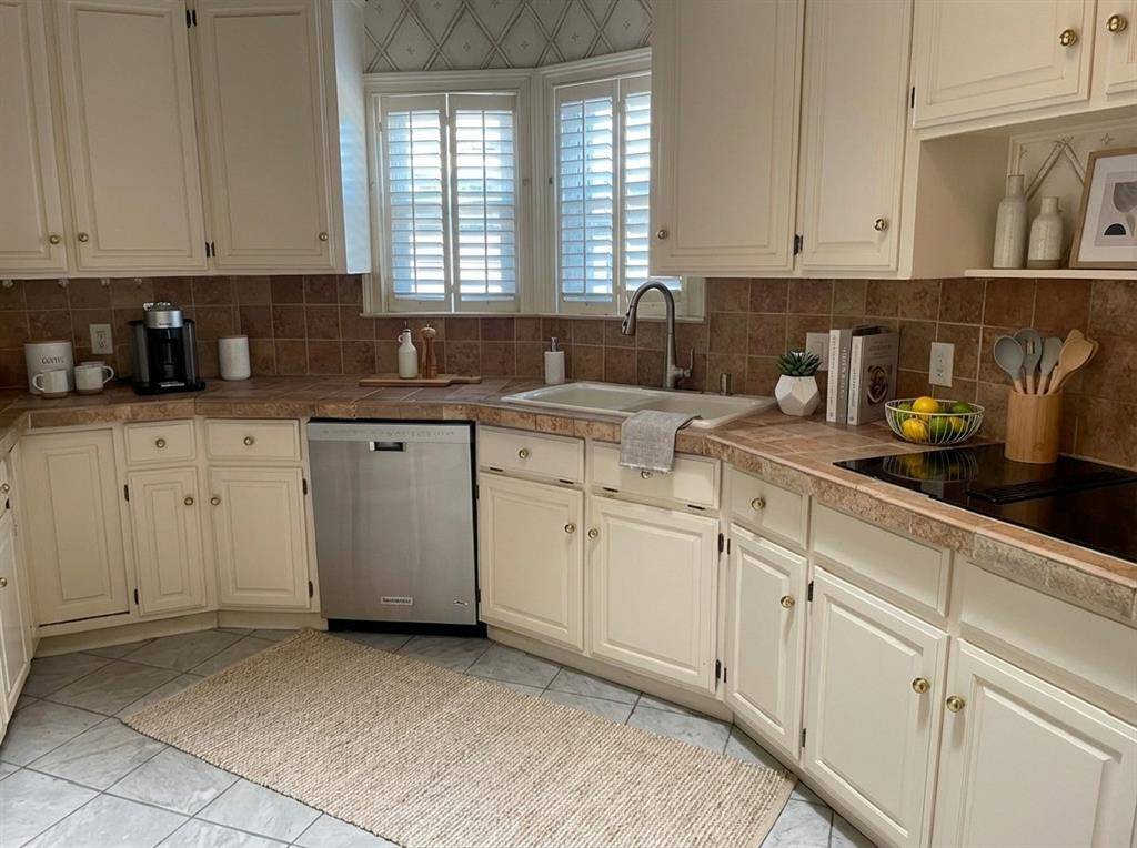 Fort Worth, TX 76132,5821 Ridgerock Court