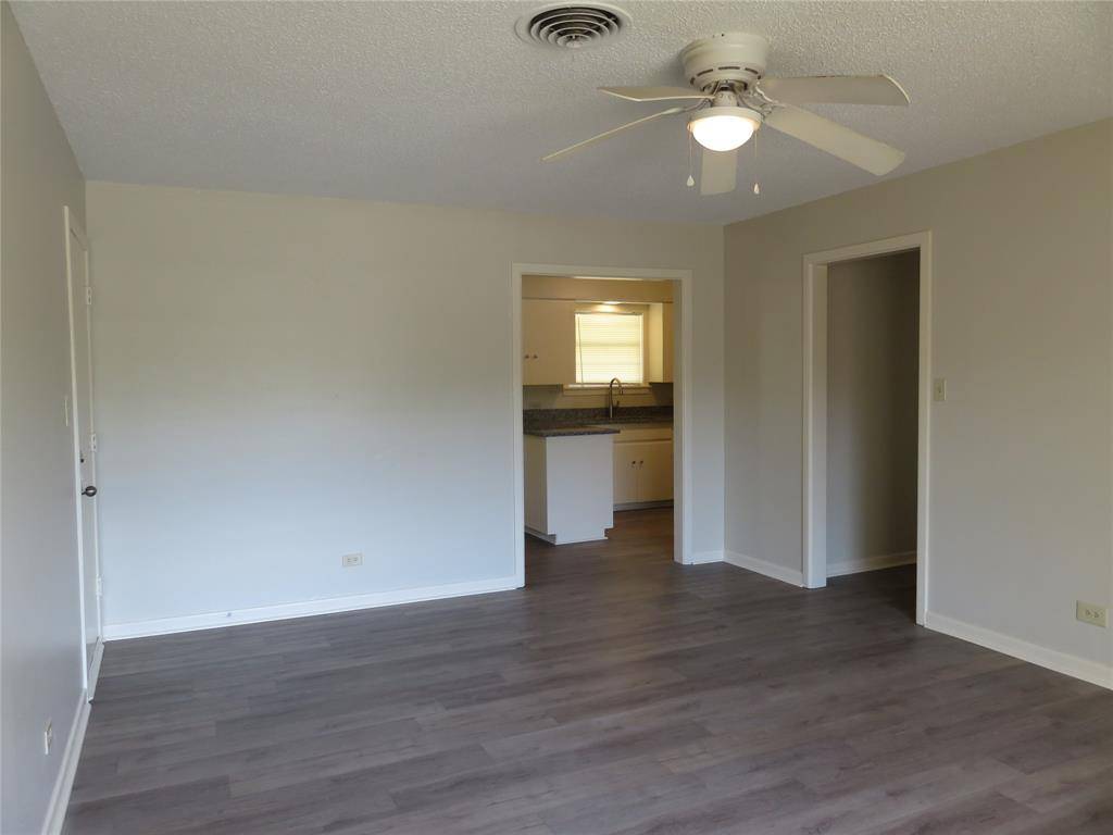 Pottsboro, TX 75076,604 E Fm 120