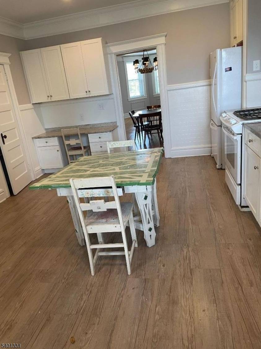 Millburn Twp., NJ 07041,97 Main St