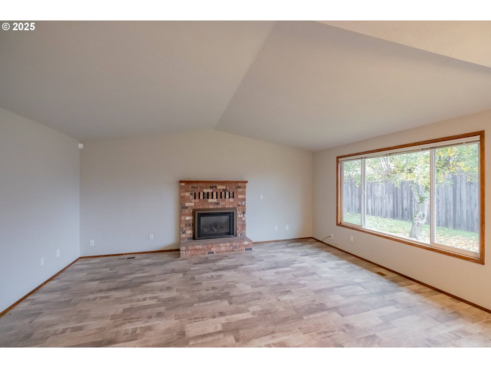 Albany, OR 97322,2473 GRAND PRAIRIE RD