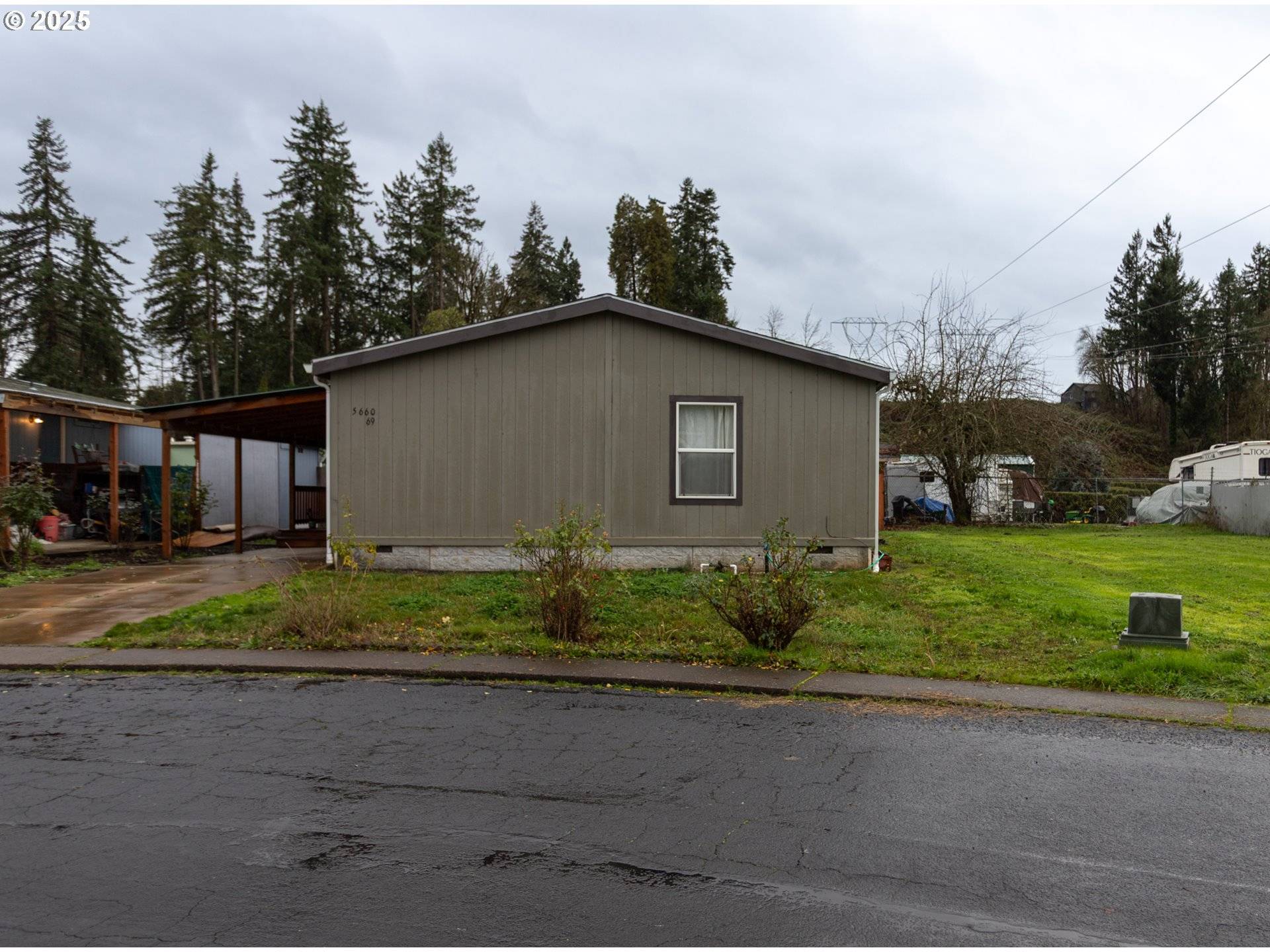 Springfield, OR 97478,5660 DAISY ST #69