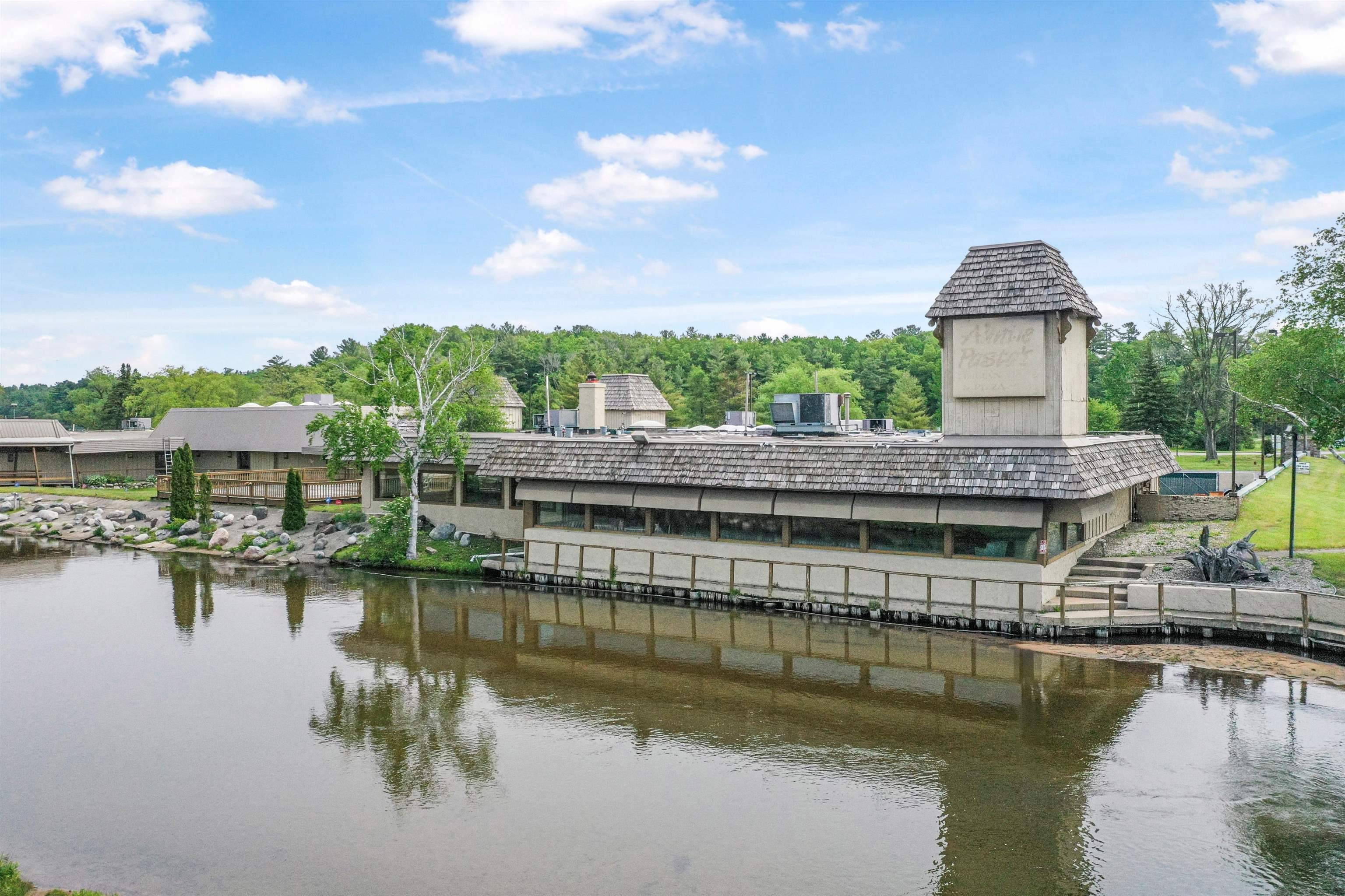 Traverse City, MI 49684,2020 W South Airport RD