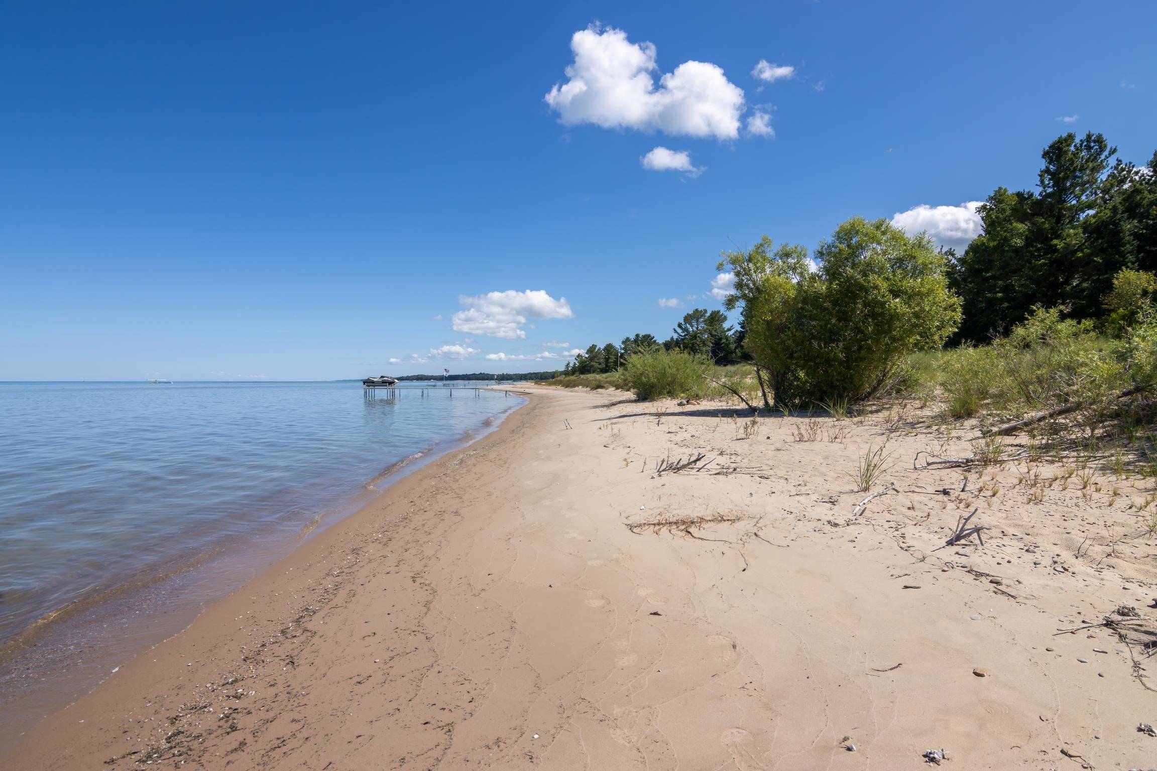 Kewadin, MI 49648,5196 MacKenzie DR