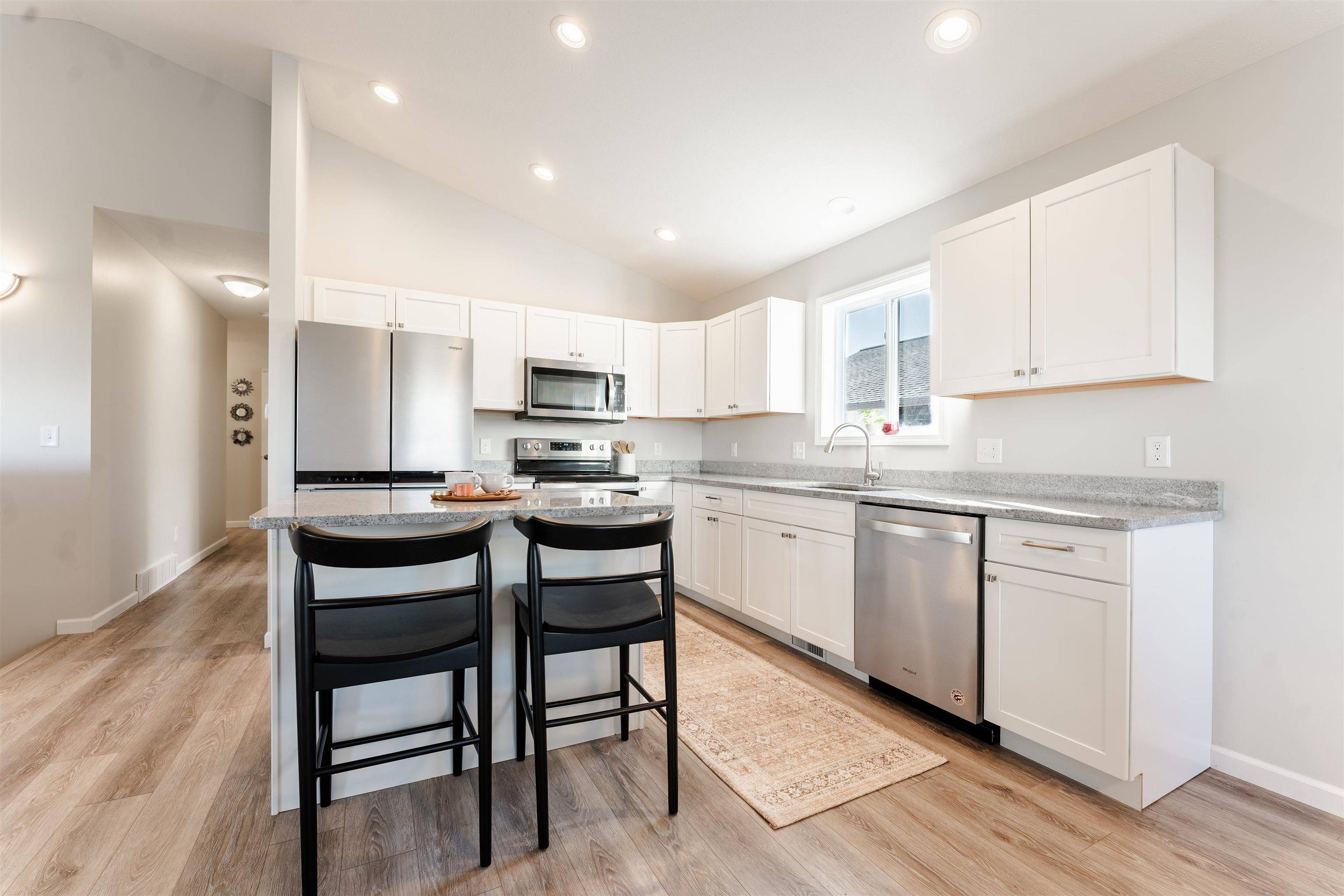 Traverse City, MI 49696,908 Sienna ST