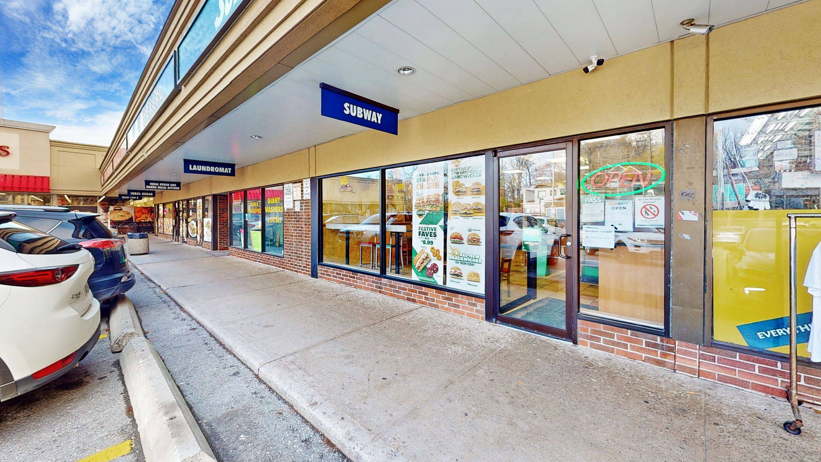 Toronto C15, ON M2J 1L8,105 Parkway Forest DR