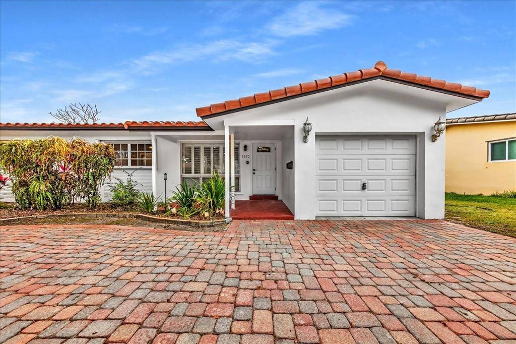 Hollywood, FL 33021,3820 Cleveland St